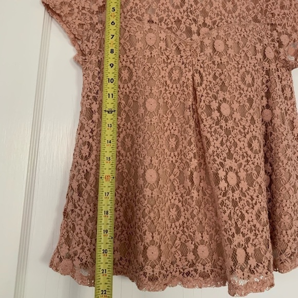 MONTEAU Top Lined Laced Top-Mauve size Medium - Picture 10 of 15